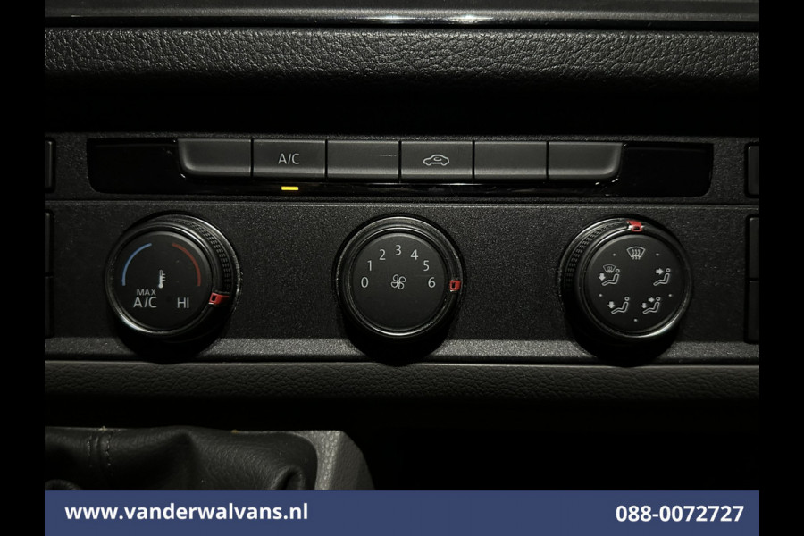Volkswagen Crafter 2.0 TDI 140pk L3H2 (oude L2H1) Euro6 # Airco | Navigatie | Apple Carplay | Android auto parkeersensoren, 3000kg trekvermogen