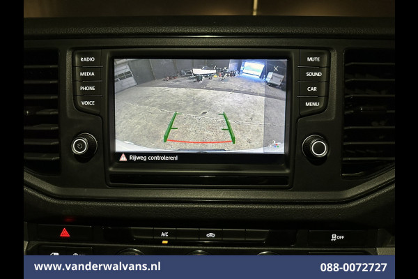 Volkswagen Crafter 2.0 TDI 140pk L3H3 L2H2 Euro6 Airco | Camera | Apple Carplay | Android Auto Bijrijdersbank, 3000kg trekvermogen