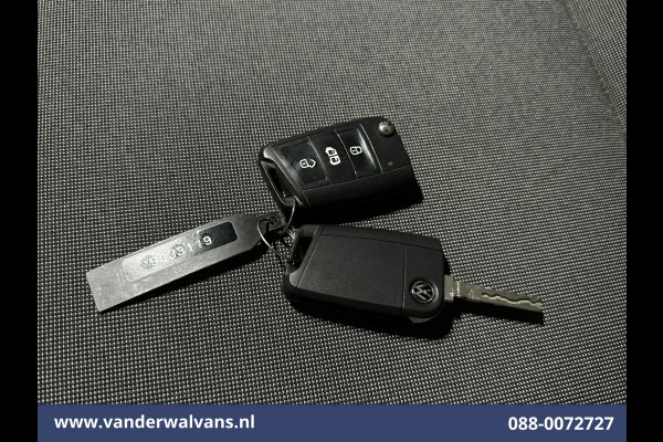 Volkswagen Crafter 2.0 TDI 140pk L3H3 L2H2 Euro6 Airco | Camera | Apple Carplay | Android Auto Bijrijdersbank, 3000kg trekvermogen