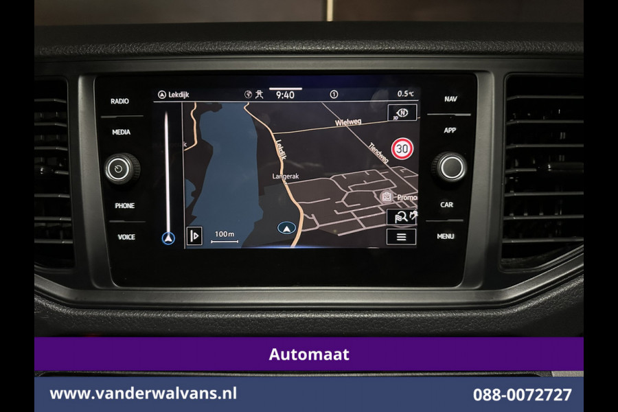 Volkswagen Crafter 2.0 TDI 141pk Automaat L3H3 L2H2 Euro6 Airco | Camera | Navigatie | Cruisecontrol | Stoelverwarming | Apple Carplay Parkeersensoren, 3000kg trekvermogen
