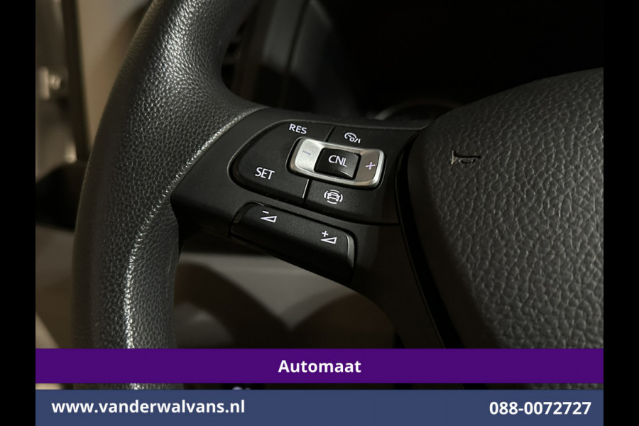Volkswagen Crafter 2.0 TDI 141pk Automaat L3H3 L2H2 Euro6 Airco | Camera | Navigatie | Cruisecontrol | Stoelverwarming | Apple Carplay Parkeersensoren, 3000kg trekvermogen