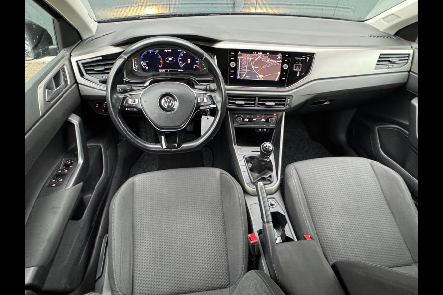 Volkswagen Polo 1.0 TSI Comfortline * Virtual Cockpit * Parkeersensoren * Climate Control * Navigatie *