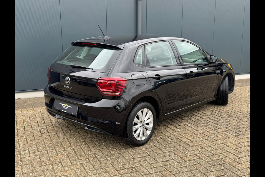 Volkswagen Polo 1.0 TSI Comfortline * Virtual Cockpit * Parkeersensoren * Climate Control * Navigatie *