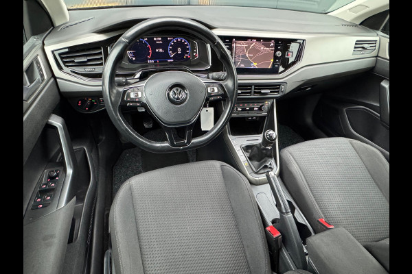 Volkswagen Polo 1.0 TSI Comfortline * Virtual Cockpit * Parkeersensoren * Climate Control * Navigatie *
