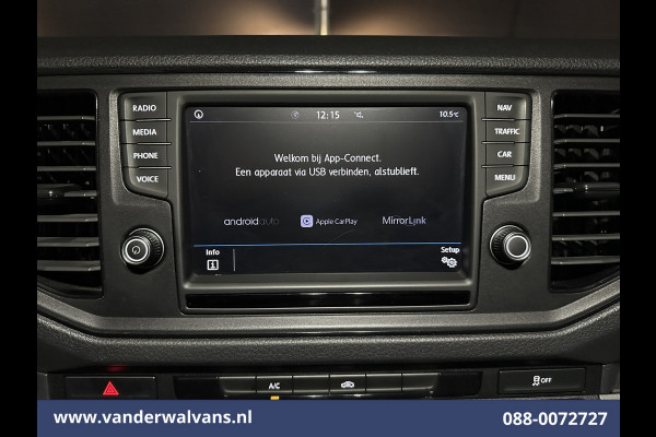 Volkswagen Crafter 2.0 TDI 177pk L3H3 L2H2 Euro6 Airco | Massagestoel | Camera | Navigatie | Apple Carplay Android Auto, Cruisecontrol, Chauffeursstoel, 3000kg trekvermogen