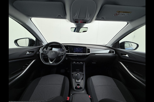 Opel Grandland 1.6T 225PK NWE MODEL !! PHEV AUT-8 Navi Ecc Apple Carplay Android Auto 360°Camera Adaptieve Cruise Control Pdc Plug-In Hybride DAB+ Lane Assist Stuur Verwarming Led Keyless Digitaal dashboard 1e Eigenaar Origineel Nederlandse Auto Nieuwe Model € 40.000 - nieuw!