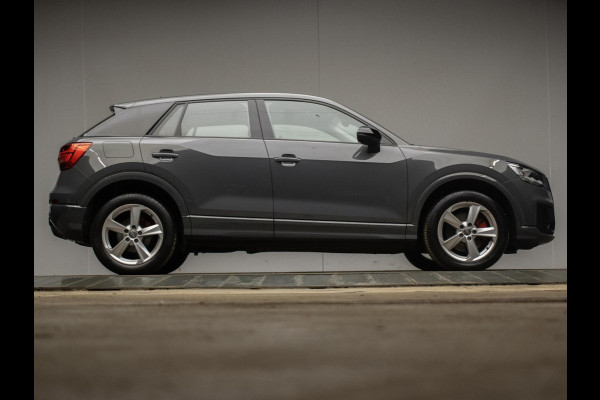Audi Q2 35 TFSI S-Line (NAVI,LED,CAMERA,SPORTSTOELEN,SPORTSTOELEN,CLIMATE,CRUISE,PDC,GETINT,NETTESTAAT)
