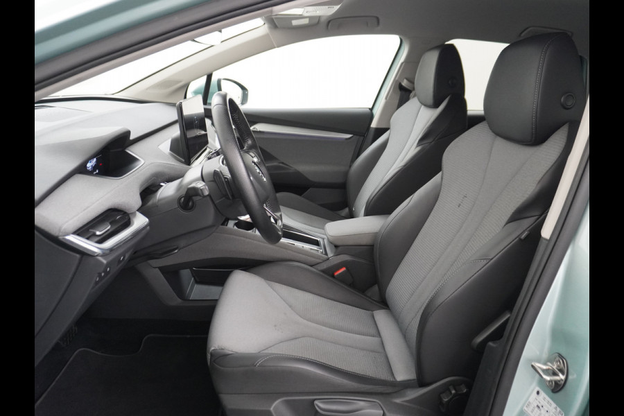 Škoda ENYAQ iV 60 180PK SOH 91% Apple Carplay Android NaviCamera 20" Matrix-Led Pdc-a+v Ecc Lmv Parkeerpakket Stoel+Stuurverwarming Comfortpakk Lichtpakket Dab Keyless advanced Bluetooth Cruise ControlRijstrooksensor Connected services Privacy Glas 1e Eigenaar Nieuwprijs €45.125 Origineel Nederlandse Auto