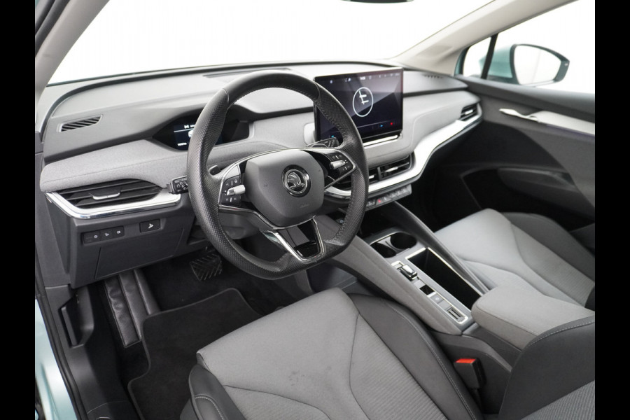 Škoda ENYAQ iV 60 180PK SOH 91% Apple Carplay Android NaviCamera 20" Matrix-Led Pdc-a+v Ecc Lmv Parkeerpakket Stoel+Stuurverwarming Comfortpakk Lichtpakket Dab Keyless advanced Bluetooth Cruise ControlRijstrooksensor Connected services Privacy Glas 1e Eigenaar Nieuwprijs €45.125 Origineel Nederlandse Auto