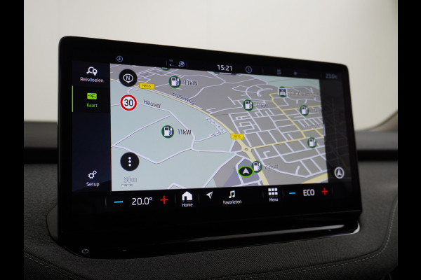 Škoda ENYAQ iV 60 180PK SOH 91% Apple Carplay Android NaviCamera 20" Matrix-Led Pdc-a+v Ecc Lmv Parkeerpakket Stoel+Stuurverwarming Comfortpakk Lichtpakket Dab Keyless advanced Bluetooth Cruise ControlRijstrooksensor Connected services Privacy Glas 1e Eigenaar Nieuwprijs €45.125 Origineel Nederlandse Auto