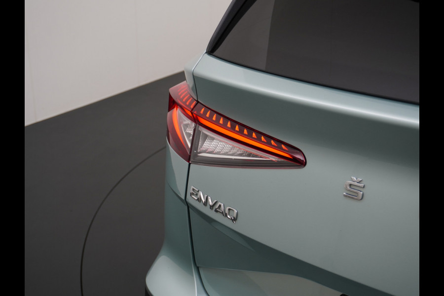 Škoda ENYAQ iV 60 180PK SOH 91% Apple Carplay Android NaviCamera 20" Matrix-Led Pdc-a+v Ecc Lmv Parkeerpakket Stoel+Stuurverwarming Comfortpakk Lichtpakket Dab Keyless advanced Bluetooth Cruise ControlRijstrooksensor Connected services Privacy Glas 1e Eigenaar Nieuwprijs €45.125 Origineel Nederlandse Auto