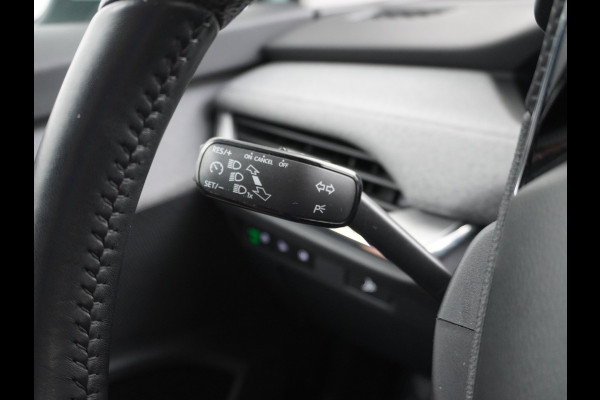 Škoda ENYAQ iV 60 180PK SOH 91% Apple Carplay Android NaviCamera 20" Matrix-Led Pdc-a+v Ecc Lmv Parkeerpakket Stoel+Stuurverwarming Comfortpakk Lichtpakket Dab Keyless advanced Bluetooth Cruise ControlRijstrooksensor Connected services Privacy Glas 1e Eigenaar Nieuwprijs €45.125 Origineel Nederlandse Auto