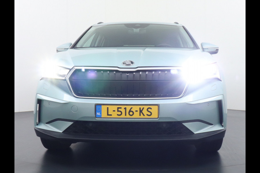 Škoda ENYAQ iV 60 180PK SOH 91% Apple Carplay Android NaviCamera 20" Matrix-Led Pdc-a+v Ecc Lmv Parkeerpakket Stoel+Stuurverwarming Comfortpakk Lichtpakket Dab Keyless advanced Bluetooth Cruise ControlRijstrooksensor Connected services Privacy Glas 1e Eigenaar Nieuwprijs €45.125 Origineel Nederlandse Auto