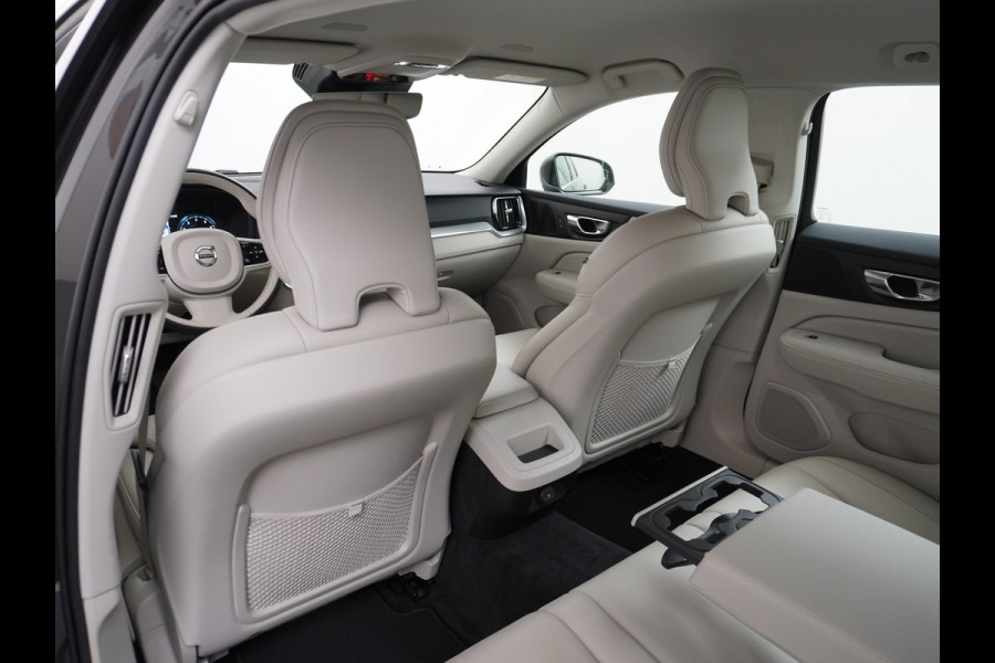 Volvo V60 2.0T AUT-7 Inscription Leer MHEV Apple Carplay Android Auto Harman&Kardon®-Hifi Camera Adap.Cruise Elek.Stoelen Stuur+Stoelverwa Lmv 18" Led Elek. Achterklep Regen-Lichtsensor Collision Avoidance Bluetooth Wifi 1e Eigenaar €50.755 Nieuwprijs Zeer compleet MHEV-Mild-Hybrid 1.800kg trekvermogen