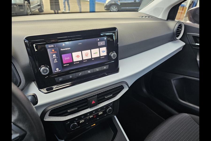 Seat Arona 1.0 TSI Style Lane assist | Climate control | App connect | Multifunctioneel stuur | Cruise control | PDC | Nette auto!