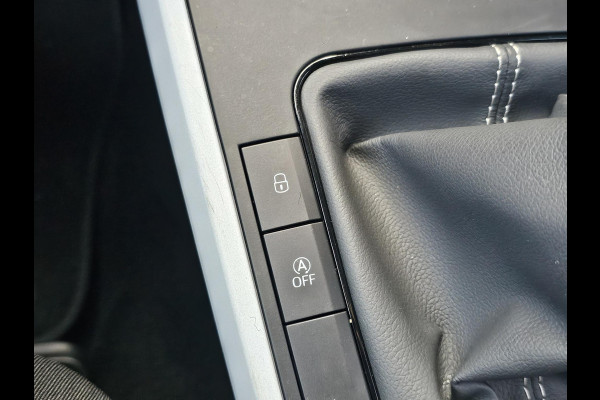Seat Arona 1.0 TSI Style Lane assist | Climate control | App connect | Multifunctioneel stuur | Cruise control | PDC | Nette auto!
