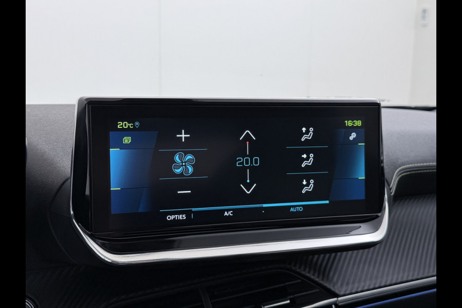 Peugeot e-2008 EV GT Pack 50kWh SOH 90% Pano-Dak+Schuifdak Apple Carplay Android Auto Navi Ecc Adap.Cruise 360°Camera Stoelverwarming Blindspot Privacy Glas Lmv 18" Lane Assist Keyless Bluetooth Pack Safety Plus 1e Eigenaar 100% Dealeronderhouden Origineel Nederlandse Auto