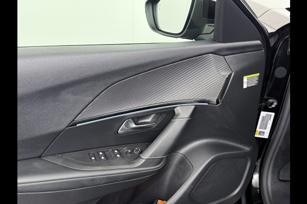Peugeot e-2008 EV GT Pack 50kWh SOH 90% Pano-Dak+Schuifdak Apple Carplay Android Auto Navi Ecc Adap.Cruise 360°Camera Stoelverwarming Blindspot Privacy Glas Lmv 18" Lane Assist Keyless Bluetooth Pack Safety Plus 1e Eigenaar 100% Dealeronderhouden Origineel Nederlandse Auto