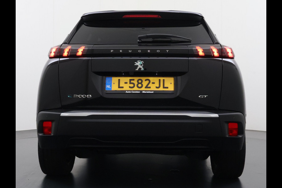 Peugeot e-2008 EV GT Pack 50kWh SOH 90% Pano-Dak+Schuifdak Apple Carplay Android Auto Navi Ecc Adap.Cruise 360°Camera Stoelverwarming Blindspot Privacy Glas Lmv 18" Lane Assist Keyless Bluetooth Pack Safety Plus 1e Eigenaar 100% Dealeronderhouden Origineel Nederlandse Auto