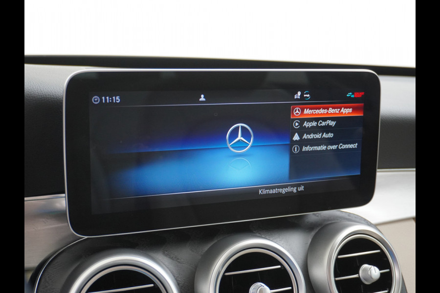 Mercedes-Benz C-Klasse Estate 300e AUT-9 320pk Leder PHEV Hybrid Virtual Cockpit Apple Carplay Android Auto Adaptive-Cruise Lane-Assist High Performanc Keyless Dual-Ecc Distronic+ Rijassistentiepakket Park-Assist Verkeersbord-Herkenning Origineel Nederlandse Auto Nieuwprijs €59.000 320PK 700Nm Koppel