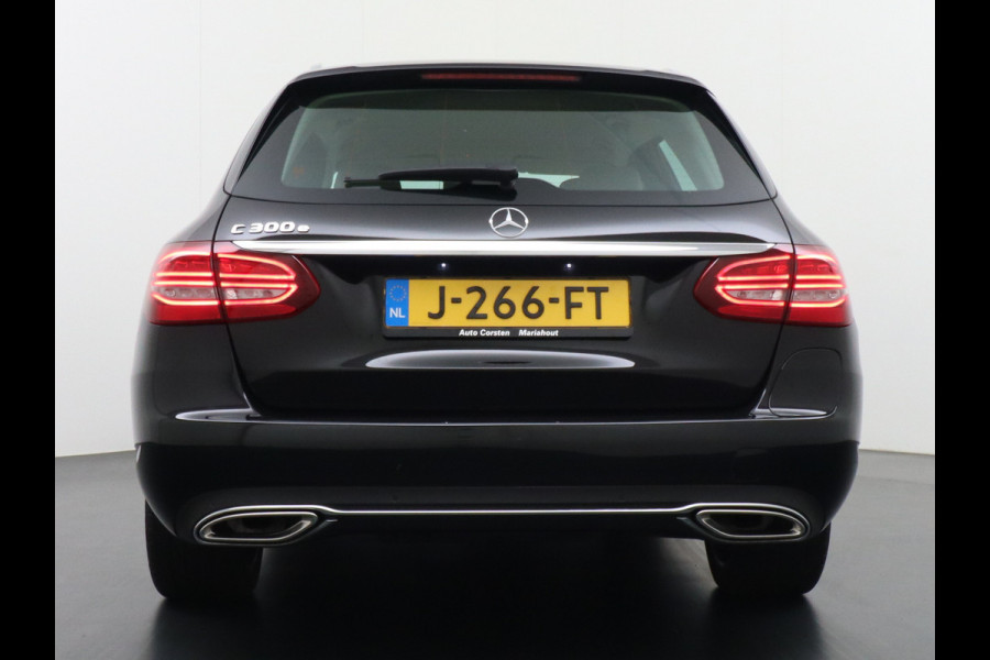 Mercedes-Benz C-Klasse Estate 300e AUT-9 320pk Leder PHEV Hybrid Virtual Cockpit Apple Carplay Android Auto Adaptive-Cruise Lane-Assist High Performanc Keyless Dual-Ecc Distronic+ Rijassistentiepakket Park-Assist Verkeersbord-Herkenning Origineel Nederlandse Auto Nieuwprijs €59.000 320PK 700Nm Koppel