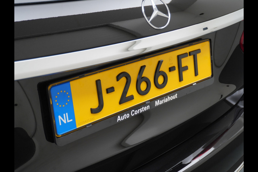 Mercedes-Benz C-Klasse Estate 300e AUT-9 320pk Leder PHEV Hybrid Virtual Cockpit Apple Carplay Android Auto Adaptive-Cruise Lane-Assist High Performanc Keyless Dual-Ecc Distronic+ Rijassistentiepakket Park-Assist Verkeersbord-Herkenning Origineel Nederlandse Auto Nieuwprijs €59.000 320PK 700Nm Koppel