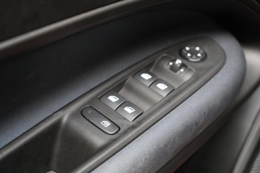 Alfa Romeo junior 1.2 Turbo Hybrid Ibrida Speciale | Pack Techno | Adaptive | Navigatie | Achteruitrijcamera