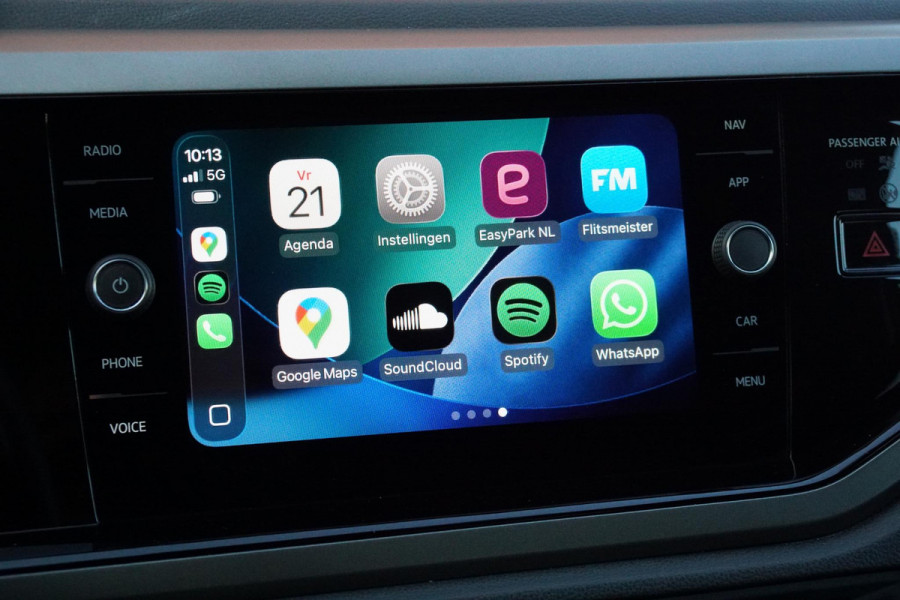 Volkswagen Polo 1.0 TSI Comfortline Automaat + STOELVERWARMING / TREKHAAK / APPLE CARPLAY