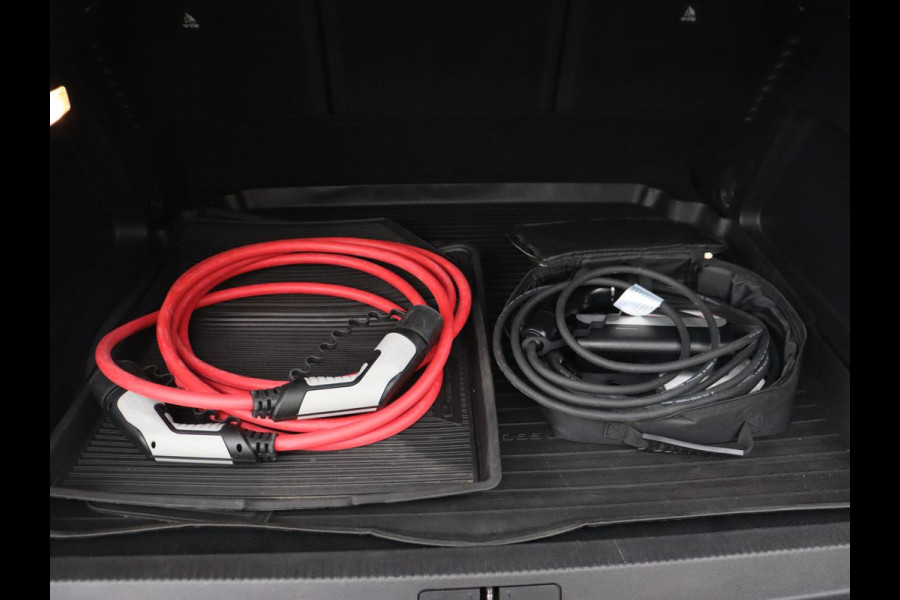 Citroën C5 Aircross 1.6 Plug-in Hybrid 225 Shine | Panoramadak | Leder | Stoelverwarming | Adaptive cruise | Camera | 19'' | Carplay | Navigatie | Full LED | Keyless | Digital Cockpit | PHEV