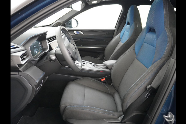 Lynk & Co 01 1.5 PHEV AUT-7 261pk Pano-Schuifdak Lmv 20" 360°Camera Zwarte hemel bekleding Apple Carplay Android Auto Adap.Cruise Navi Pdc Ec Elek.Memory.Stoel File assistent Dodehoek detector Elektrisch bedienbare achterklep Rijstrooksensor Wifi Verkeersbord detectie 425Nm koppel 3,7kw laadvermogen €44.880 Nieuwprijs 1e Eigenaar Origineel NLse auto!