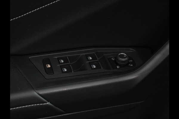 Volkswagen T-Roc 1.5 TSI DSG Style | Navigatie | Apple Carplay / Android Auto | Climate Control | Led | Digitale Cockpit | Adaptive Cruise Control | Trekhaak