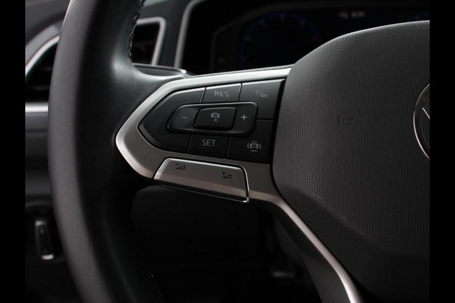 Volkswagen T-Roc 1.5 TSI DSG Style | Navigatie | Apple Carplay / Android Auto | Climate Control | Led | Digitale Cockpit | Adaptive Cruise Control | Trekhaak