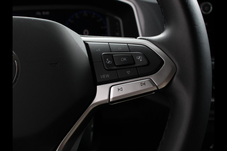 Volkswagen T-Roc 1.5 TSI DSG Style | Navigatie | Apple Carplay / Android Auto | Climate Control | Led | Digitale Cockpit | Adaptive Cruise Control | Trekhaak