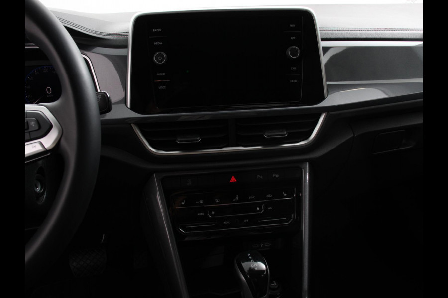 Volkswagen T-Roc 1.5 TSI DSG Style | Navigatie | Apple Carplay / Android Auto | Climate Control | Led | Digitale Cockpit | Adaptive Cruise Control | Trekhaak