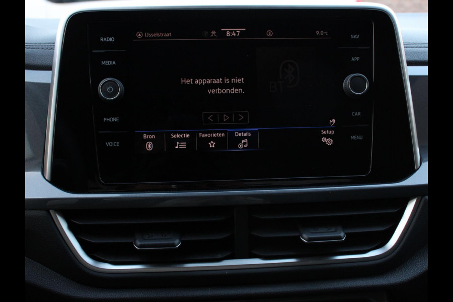 Volkswagen T-Roc 1.5 TSI DSG Style | Navigatie | Apple Carplay / Android Auto | Climate Control | Led | Digitale Cockpit | Adaptive Cruise Control | Trekhaak