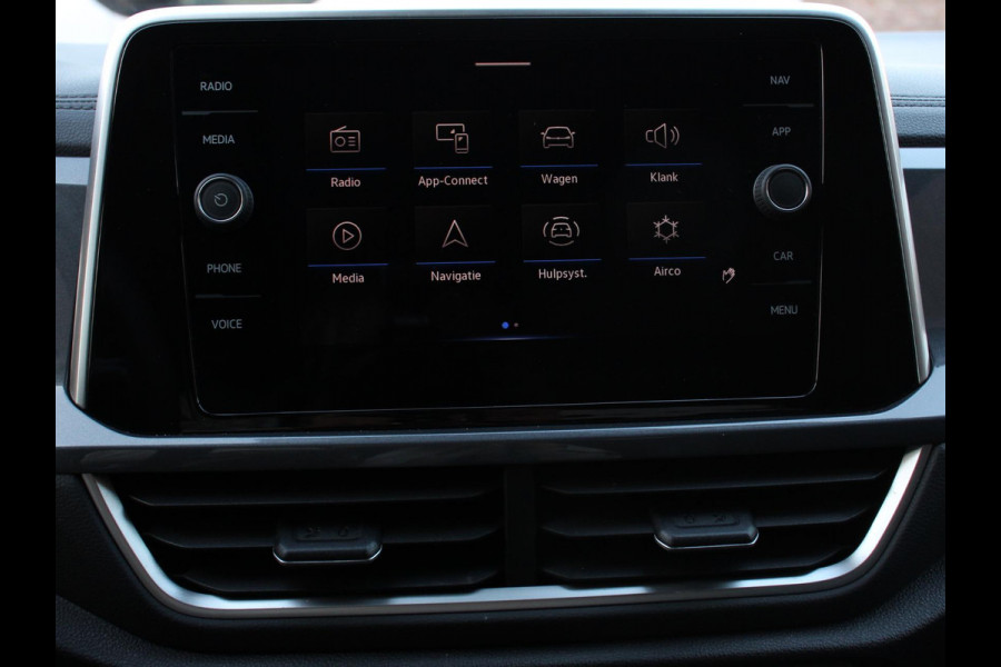 Volkswagen T-Roc 1.5 TSI DSG Style | Navigatie | Apple Carplay / Android Auto | Climate Control | Led | Digitale Cockpit | Adaptive Cruise Control | Trekhaak