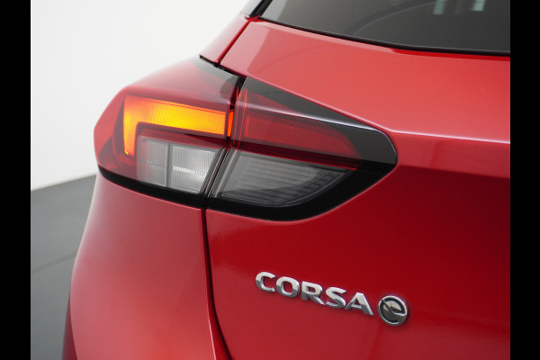 Opel CORSA-E Elegance 50kWh SOH 90% Leder 360°Camera Panoramadak Zwart Dak Navi Ecc Apple Carplay Android Auto Cruise Control Stoel+Stuurverwarming DAB+ Pdc Lmv Led Origineel Nederlandse Auto