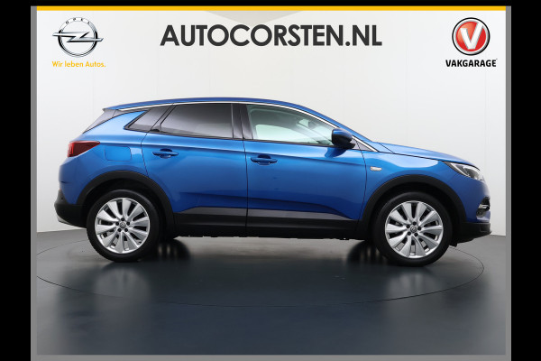 Opel Grandland X T131pk Navi Trekhaak Executive Dual-Ecc Apple Carplay Android PDC-a+v Park-Assist Distr.-Riem bij 61.000km vervangen Chroompakket Priv.Glass Volledig dealer onderhouden, laatste beurt bij 61.000km 1400kg trekvermogen.  EURO6