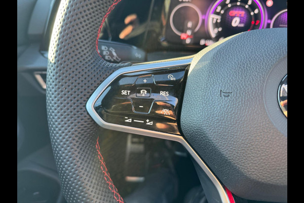 Volkswagen Golf 2.0 TSI GTI Clubsport Panorama IQ Led ACC 301 PK