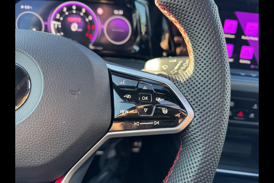 Volkswagen Golf 2.0 TSI GTI Clubsport Panorama IQ Led ACC 301 PK