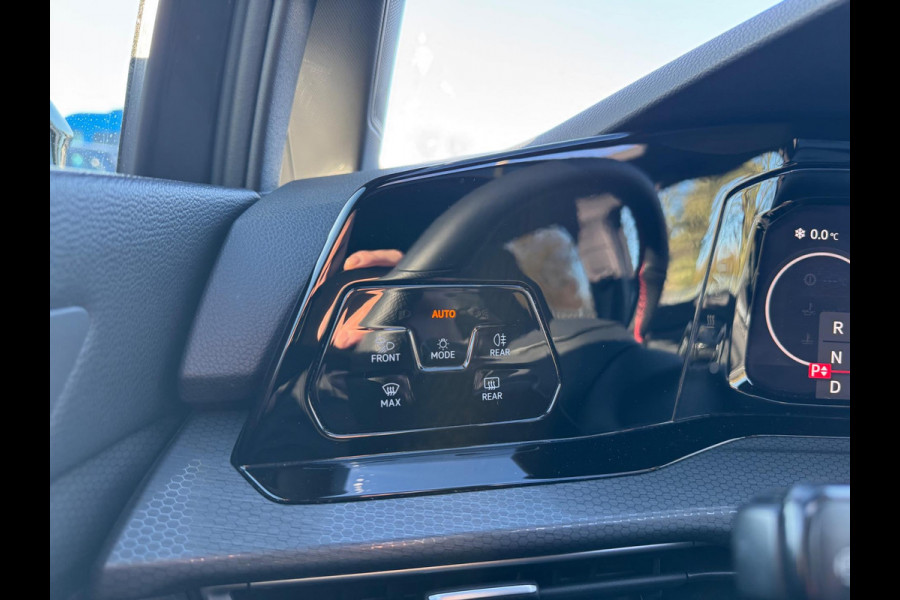 Volkswagen Golf 2.0 TSI GTI Clubsport Panorama IQ Led ACC 301 PK