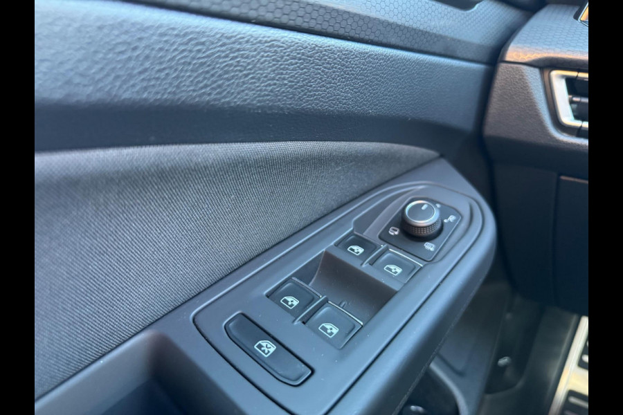 Volkswagen Golf 2.0 TSI GTI Clubsport Panorama IQ Led ACC 301 PK