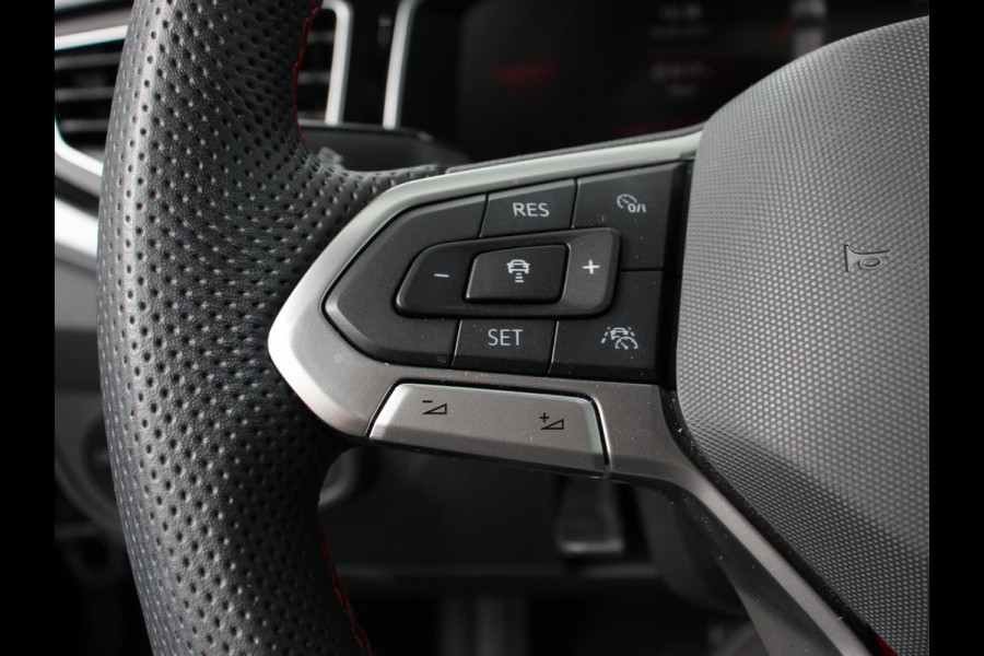 Volkswagen Polo 2.0 TSI GTI Automaat Navigatie Apple Carplay / Android Auto Adaptive Cruise Control Parkersensoren Park Assist Dodehoek Assistent Stoelverwarming Climate Control