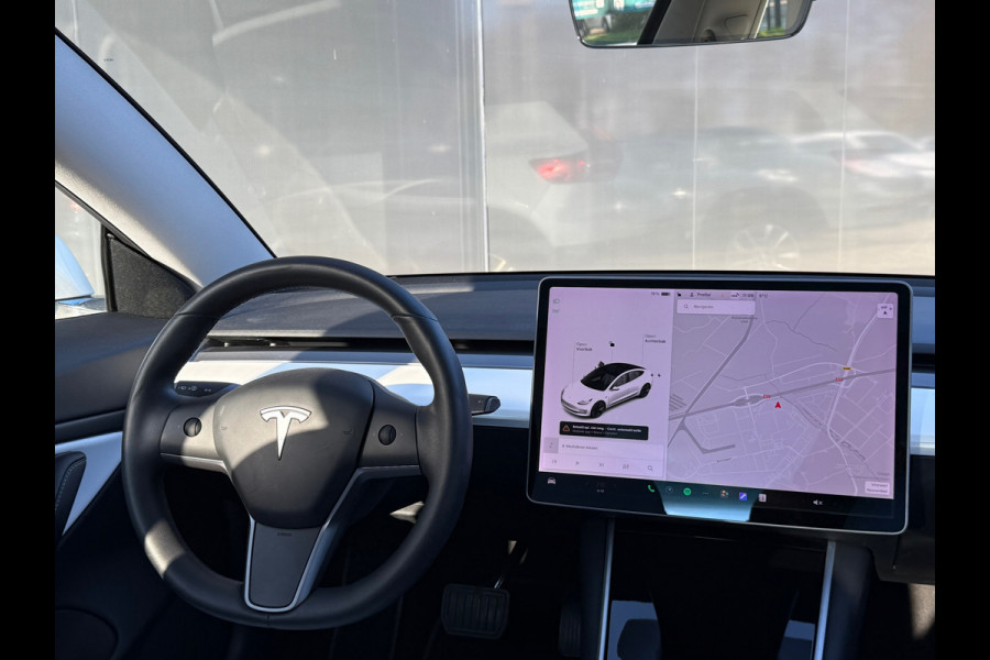 Tesla Model 3 Long Range AWD 75 kWh 92% SOH Trekhaak Autopilot