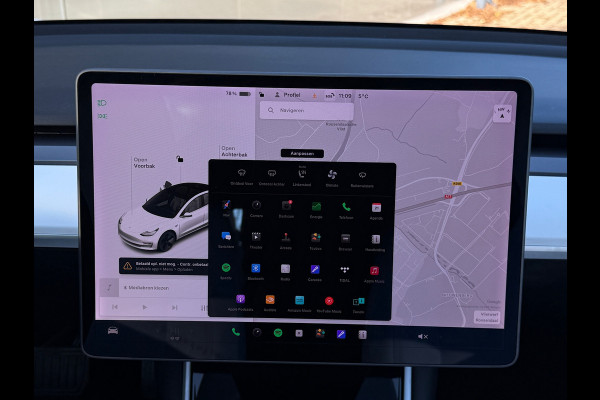 Tesla Model 3 Long Range AWD 75 kWh 92% SOH Trekhaak Autopilot