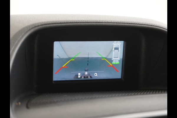 Ford Transit Custom 290 2.0D-131PK AUT-6 L1H1 Navi Camera Trekhaak PdcAirco Cruise Regen-/lichtsensor Euro 6 Trend Bluetooth Voorruit Verwarmd Achterklep Zijschuifdeur Wandbetimmering Adaptieve bochtverl 1e Eigenaar Euro 6