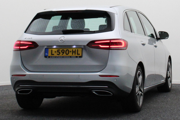 Mercedes-Benz B-Klasse 180 Launch Edition AMG Line Automaat Virtual Cockpit, LED, Apple Carplay, Camera, PDC, 18"