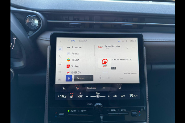 Lexus LBX 1.5 Hybrid Elegant | Leer, Privacy Glass, Stoel + Stuurverwarming, Dodehoekherkenning, Parkeersensoren, 18 inch