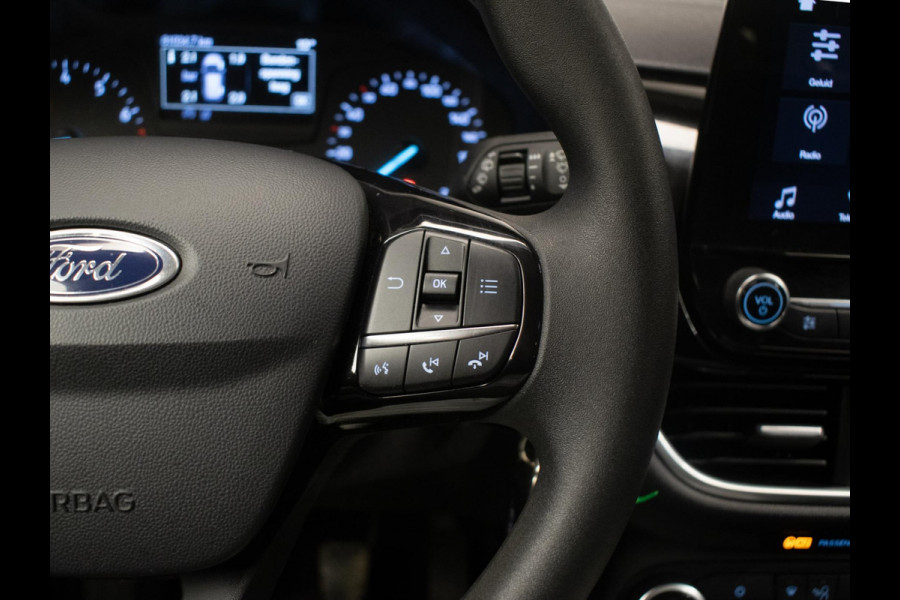 Ford Fiesta 1.1 Sport (APPLE CARPLAY,NAVI,LED,PDC,LANE ASSIST,DAB,BLUETOOTH,SPORTSTOELEN,LM VELGEN,NIEUWE APK,NETTE STAAT)