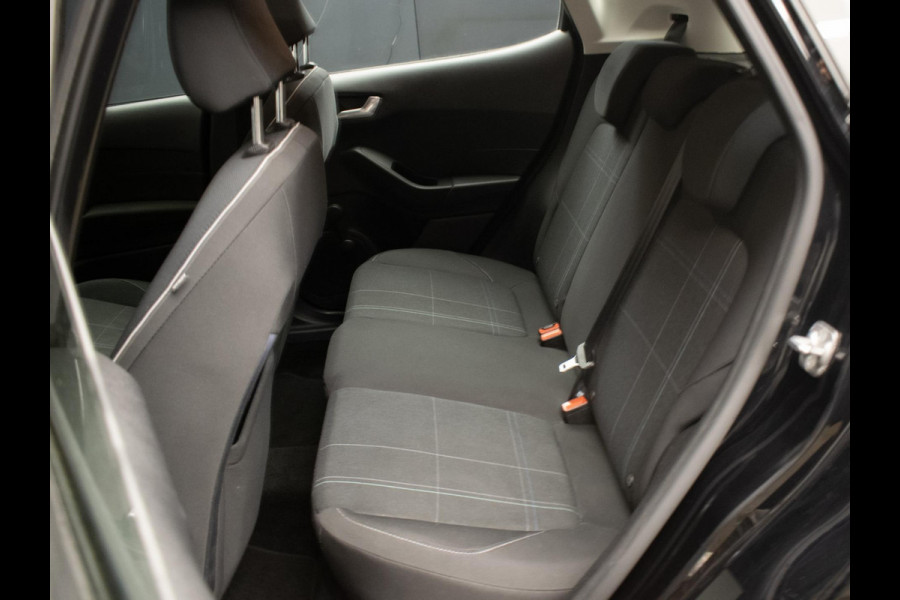 Ford Fiesta 1.1 Sport (APPLE CARPLAY,NAVI,LED,PDC,LANE ASSIST,DAB,BLUETOOTH,SPORTSTOELEN,LM VELGEN,NIEUWE APK,NETTE STAAT)